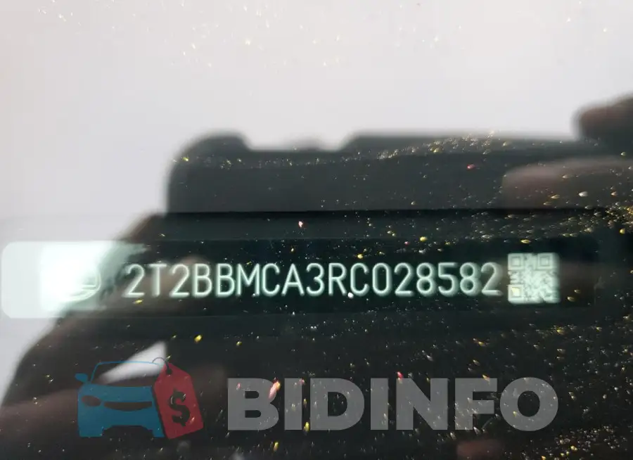 2T2BBMCA3RC028582 Photo# 13
