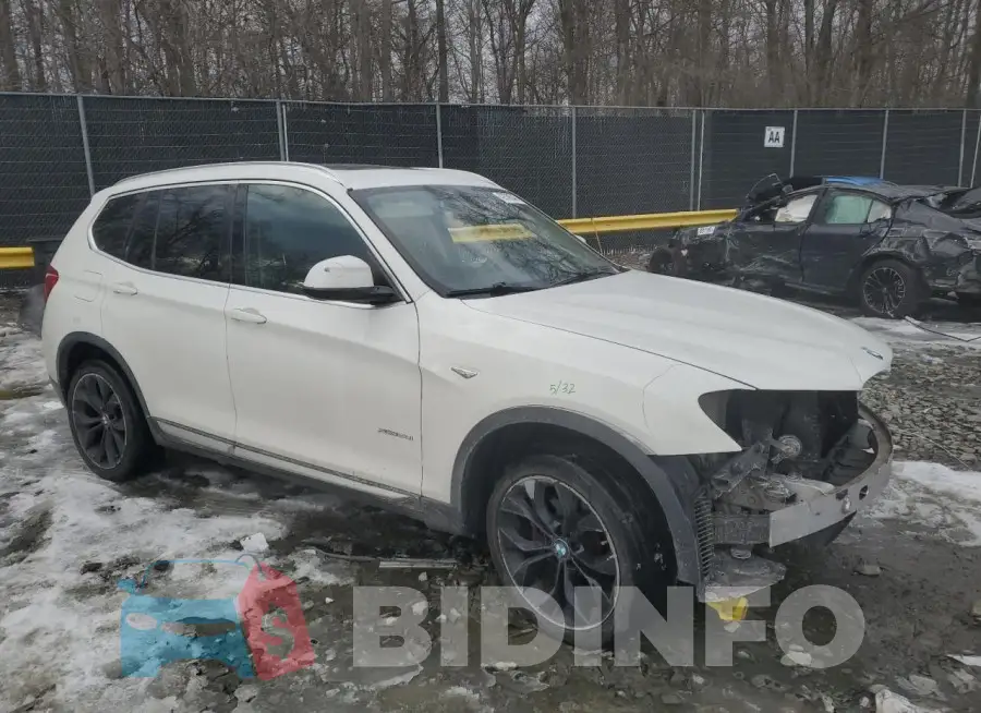 5UXWX9C55H0T03318 Photo# 4