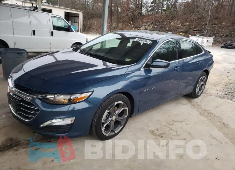 1G1ZD5ST9RF236021 Photo# 1