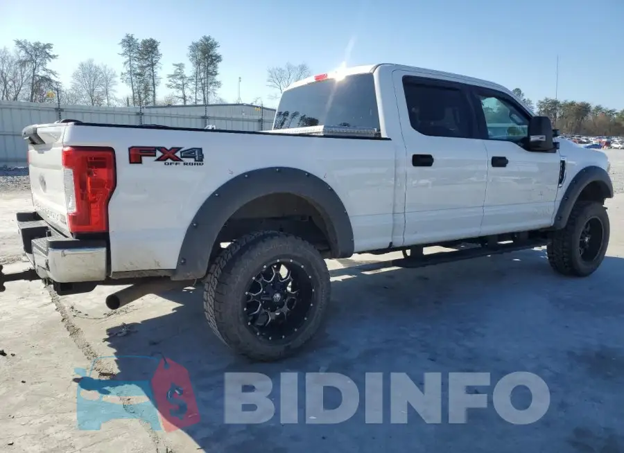 1FT7W2B65HEC35082 Photo# 3