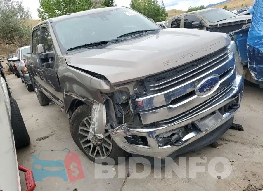 1FT8W3BT2JEB62131 Photo# 4