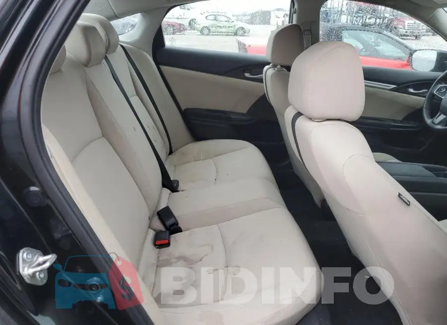 19XFC2F50JE030494 Photo# 10