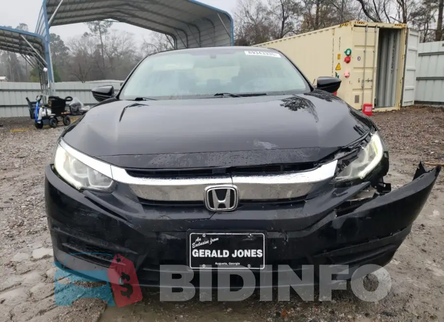 19XFC2F52HE049722 Photo# 5