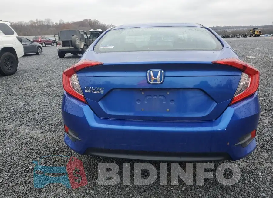 19XFC2F72GE075494 Photo# 6