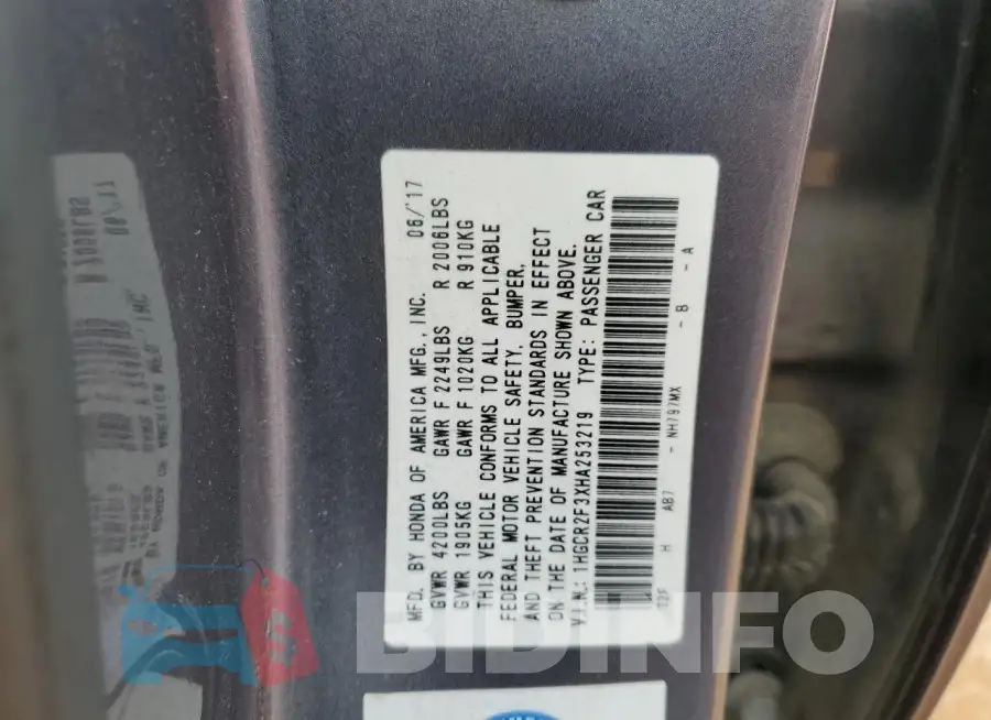 1HGCR2F3XHA253219 Photo# 13