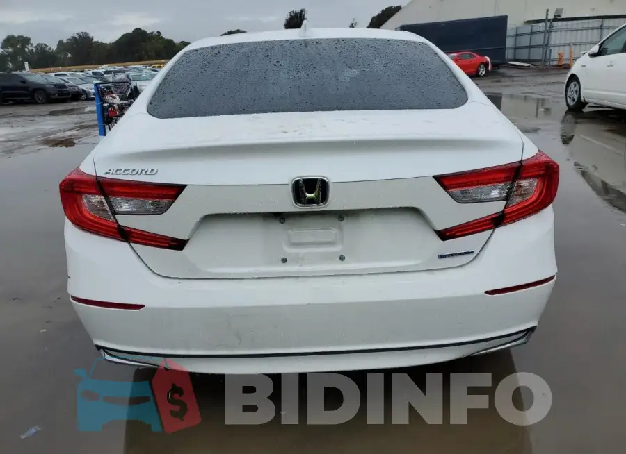 1HGCV3F16MA010047 Photo# 6