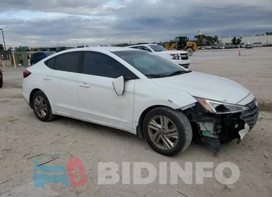 5NPD84LF6KH448962 Photo# 4