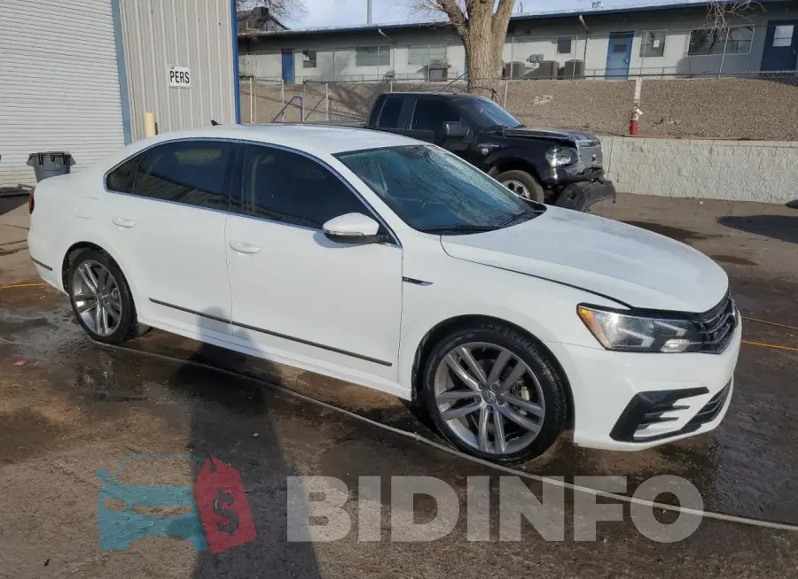 1VWDT7A35HC057649 Photo# 4
