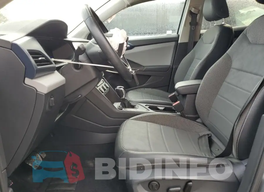 3VVRX7B2XNM100204 Photo# 7