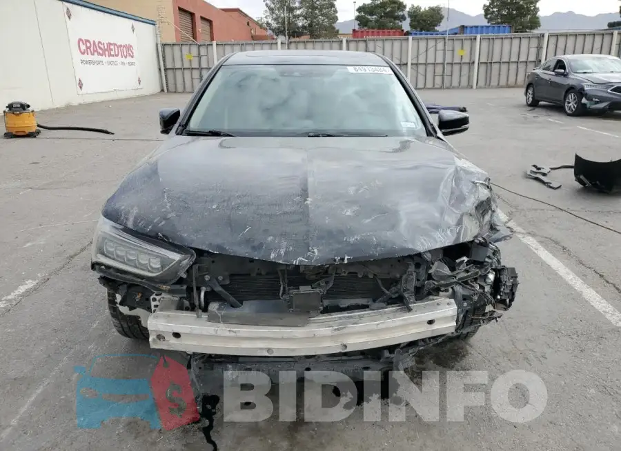 19UUB2F49KA001065 Photo# 5