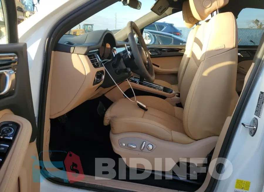 WP1AA2A52SLB00527 Photo# 7