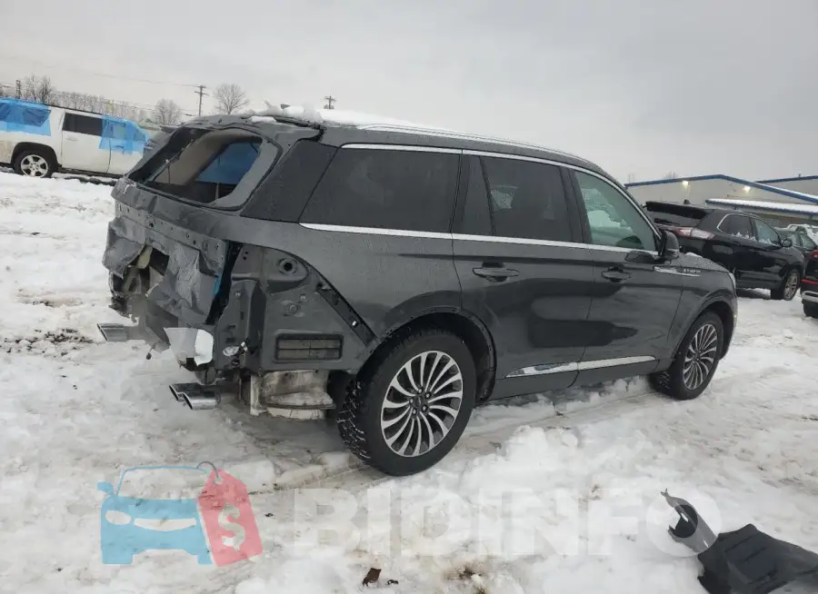 5LM5J7XC0LGL28924 Photo# 3