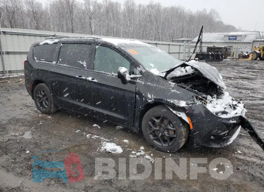 2C4RC1BG7LR129166 Photo# 4