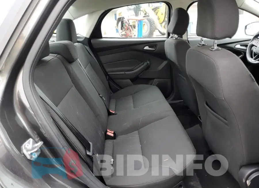 1FADP3F22GL216342 Photo# 10