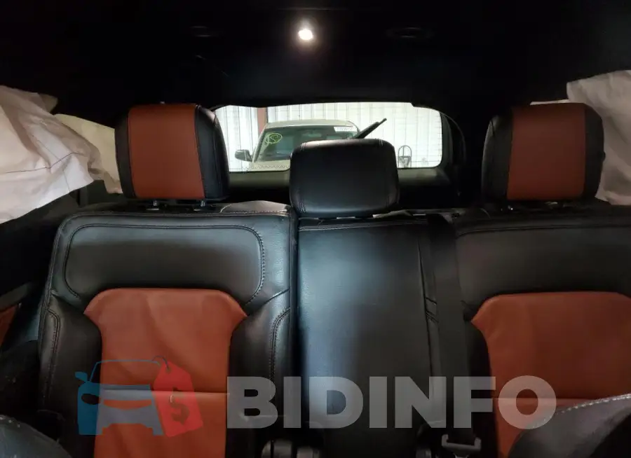 1FM5K8D85KGA07076 Photo# 10