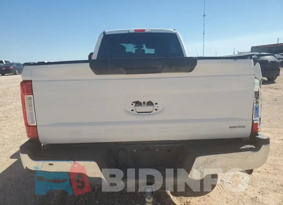 1FT7X2B68HED31222 Photo# 6