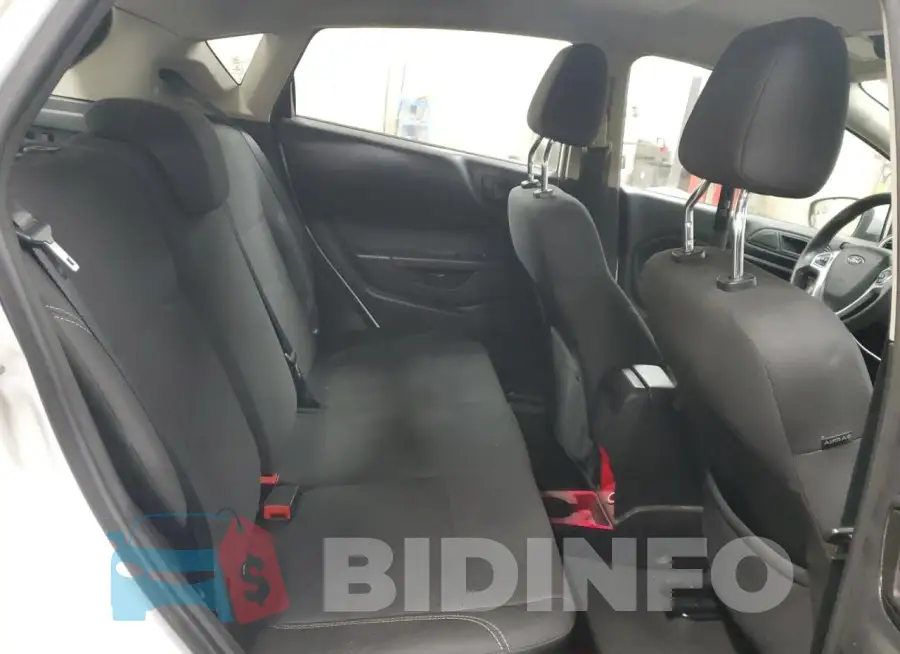 3FADP4EJ4HM110246 Photo# 10