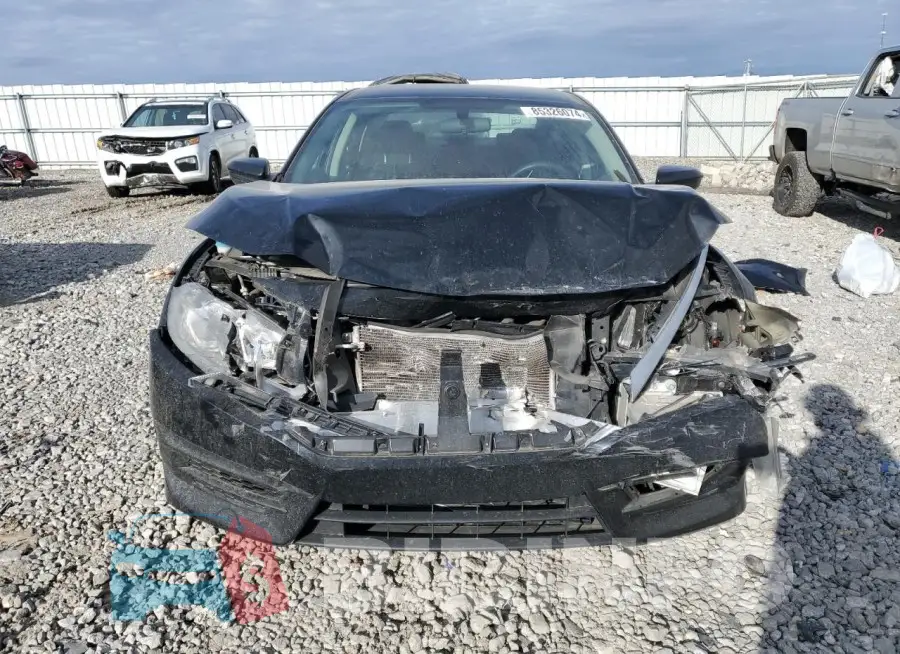19XFC2F53HE065895 Photo# 5