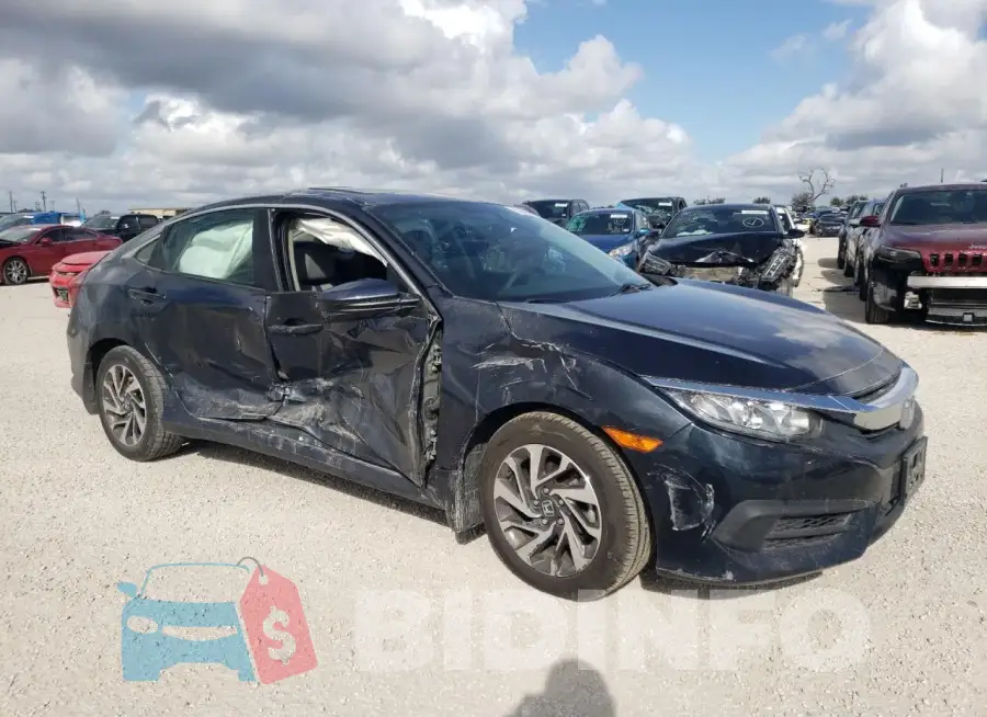19XFC2F75HE014142 Photo# 4