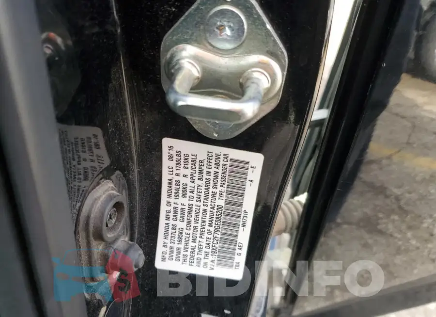 19XFC2F79GE085200 Photo# 12