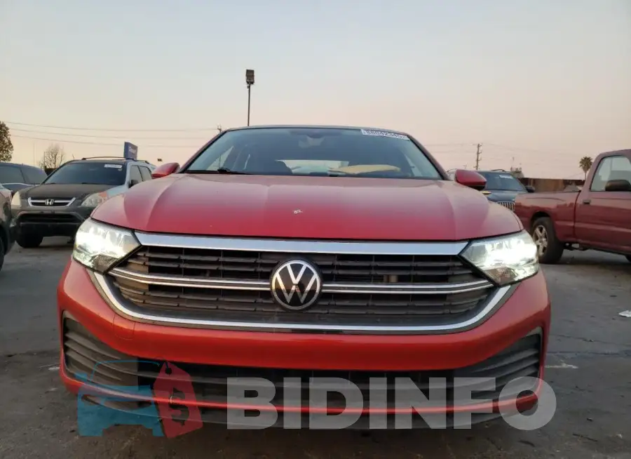 3VW7M7BU0NM010685 Photo# 5