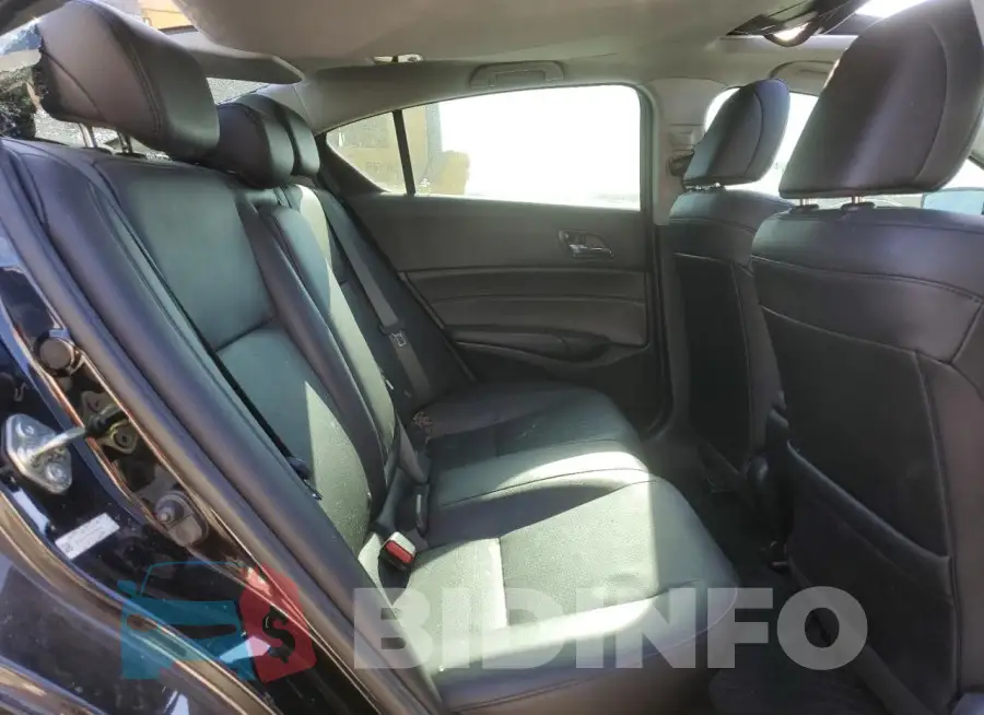 19UDE2F74GA013438 Photo# 10