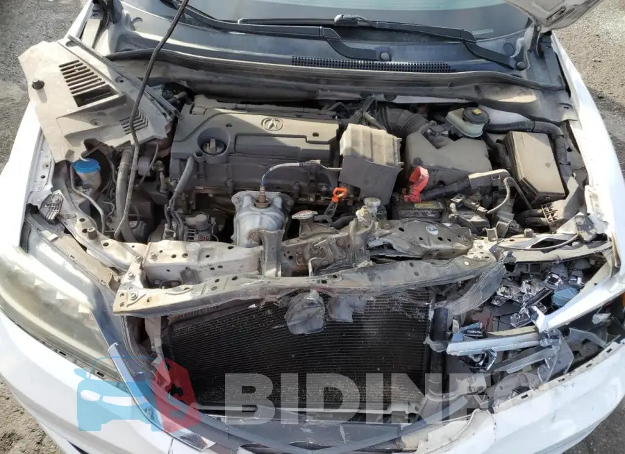 19UDE2F82GA007792 Photo# 11