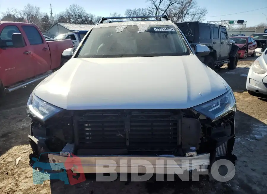 WA1LXBF75PD000615 Photo# 5
