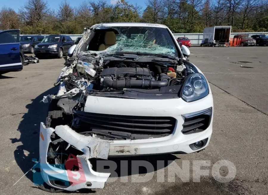 WP1AA2A24GLA10468 Photo# 5