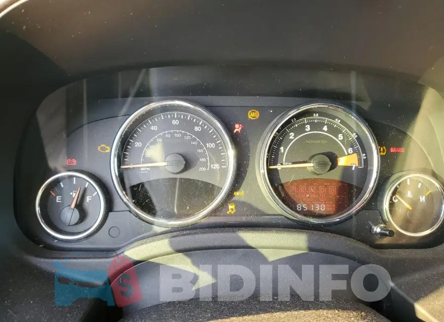 1C4NJDEB6HD113587 Photo# 9