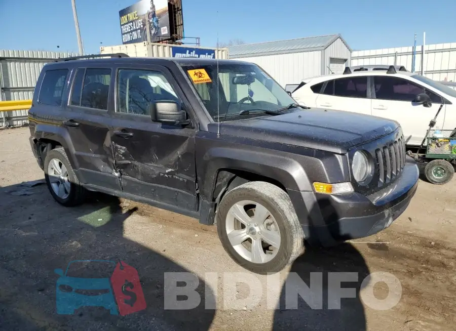 1C4NJPFB9GD569758 Photo# 4