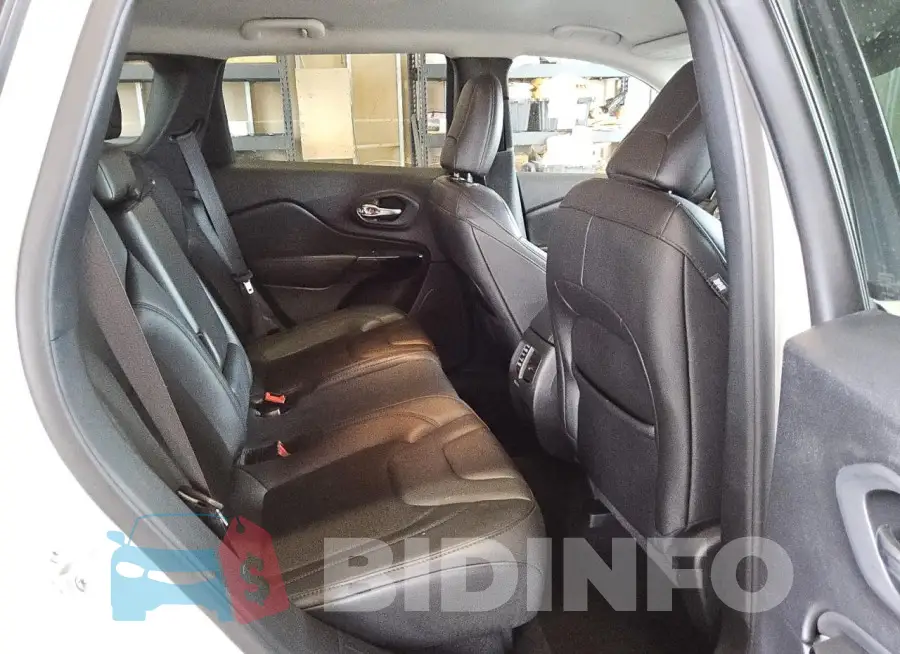 1C4PJMLB2MD210405 Photo# 11