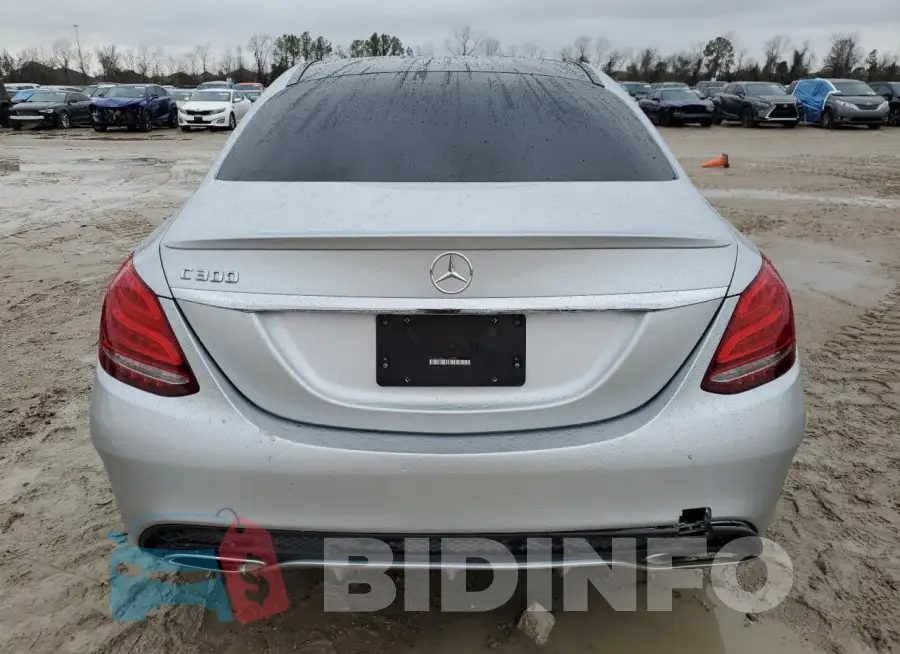 55SWF4JB6GU176688 Photo# 6