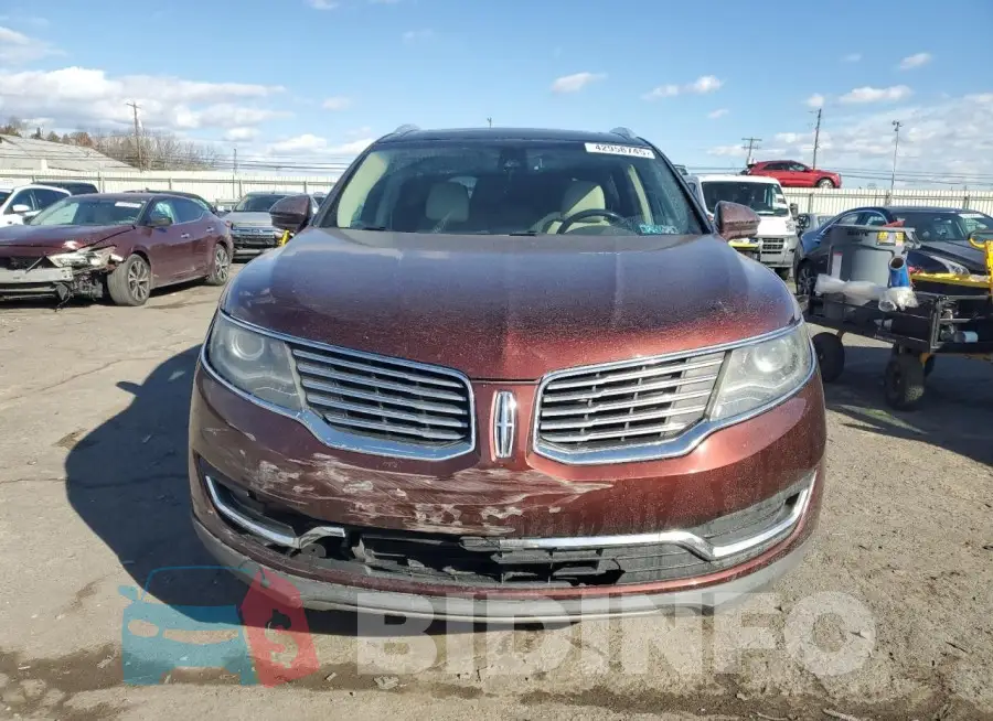 2LMTJ8LR6GBL77332 Photo# 5