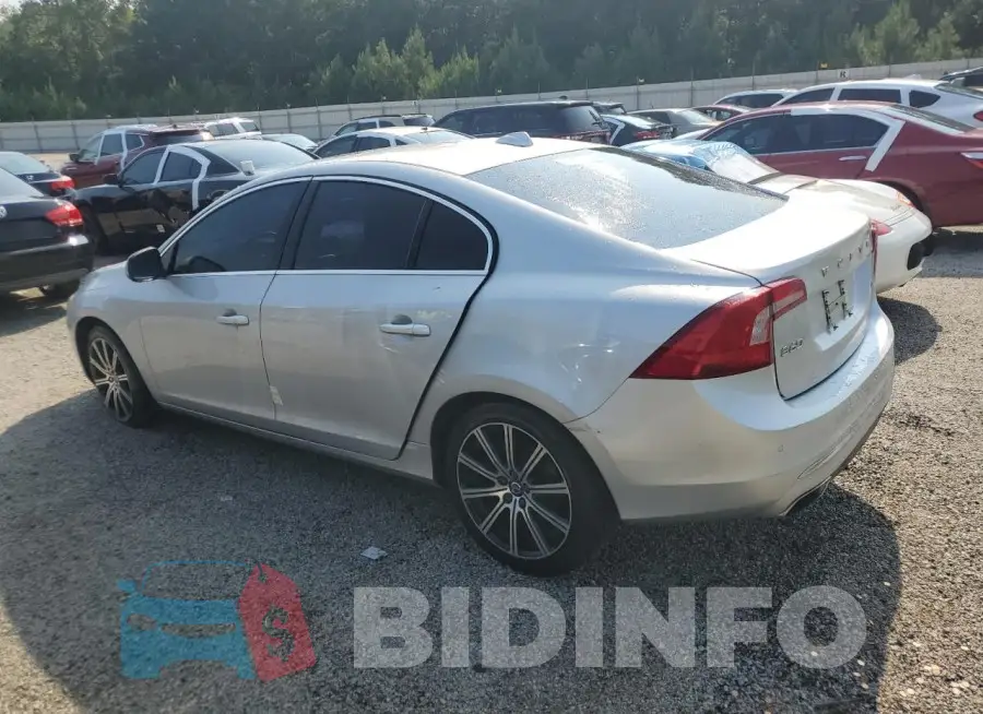 LYV402TKXHB141621 Photo# 2
