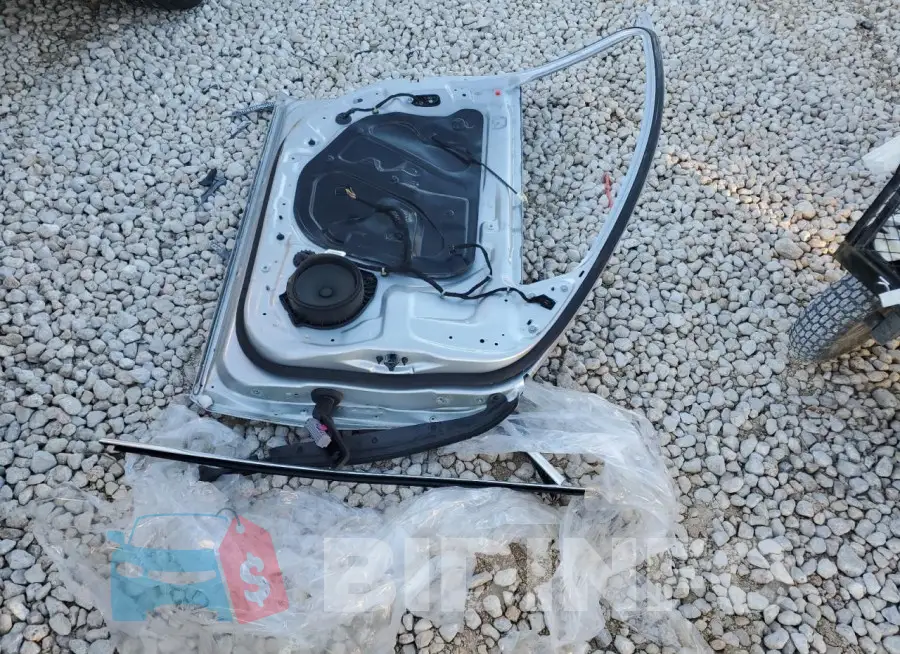 1G1ZB5ST5JF171453 Photo# 11