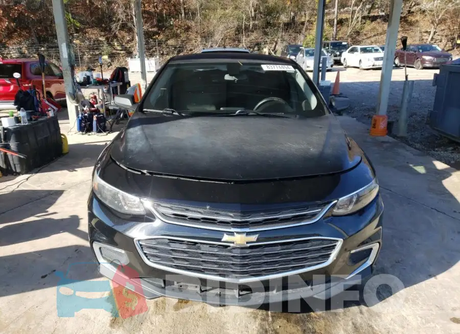 1G1ZB5ST6HF135135 Photo# 5