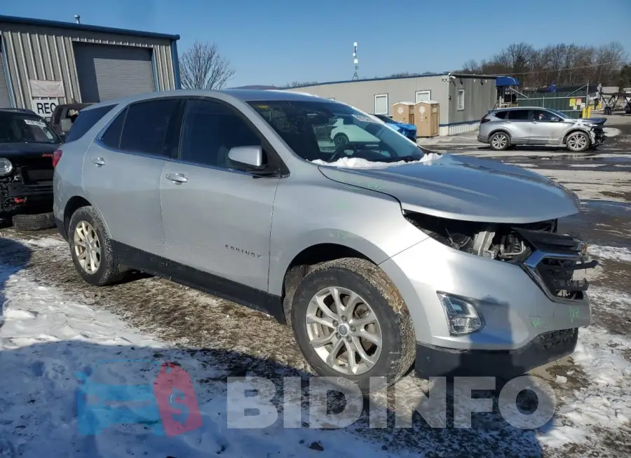 2GNAXSEV2J6104876 Photo# 4