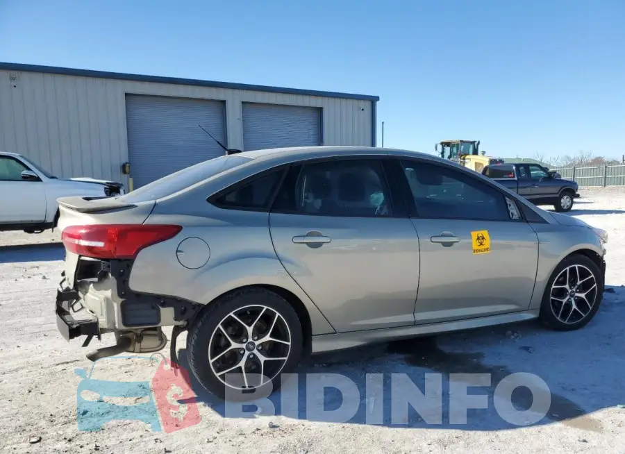 1FADP3F24GL232638 Photo# 3
