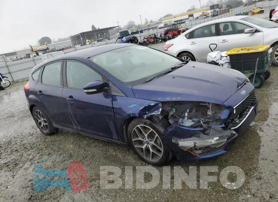 1FADP3M21HL308689 Photo# 4