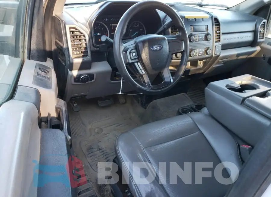 1FTBF2B60KEF17227 Photo# 8
