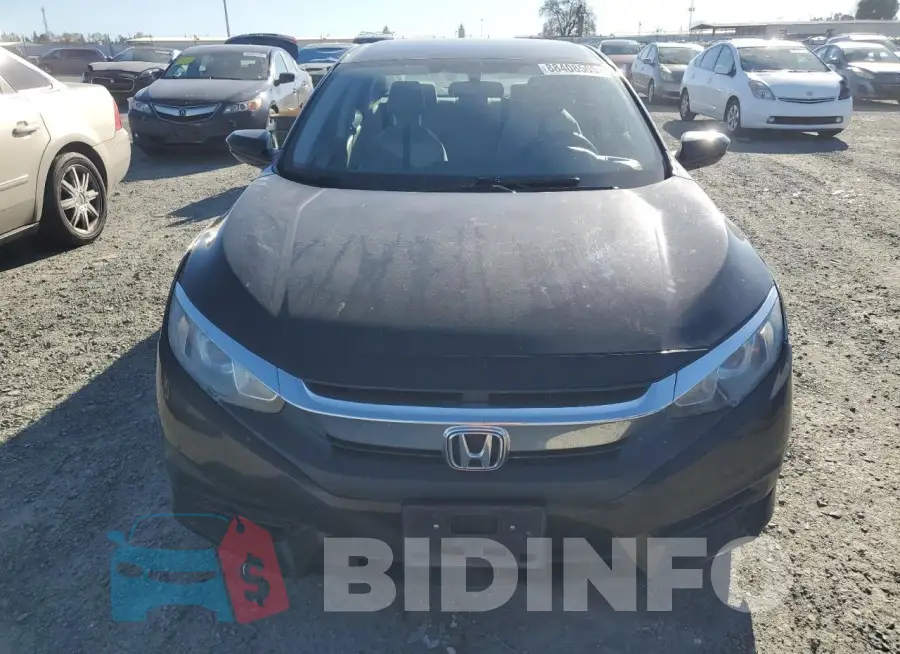 19XFC2F55GE232384 Photo# 5