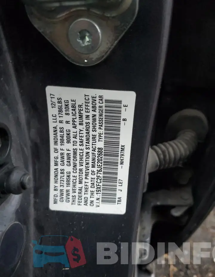 19XFC2F76JE202688 Photo# 12