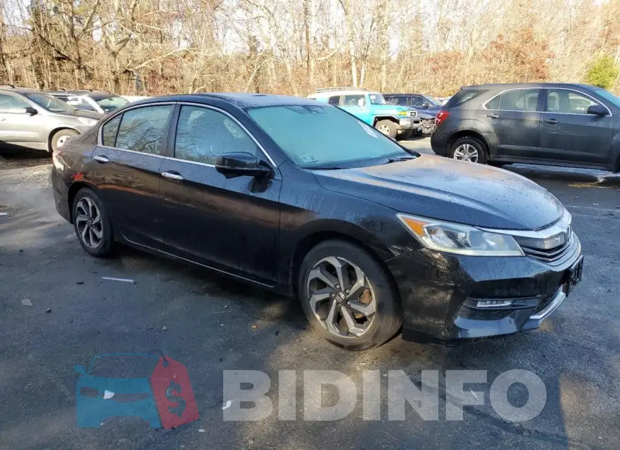 1HGCR2F81GA137871 Photo# 4