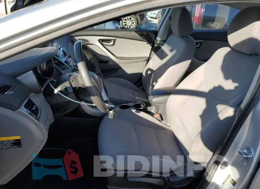 5NPDH4AE8GH681338 Photo# 7