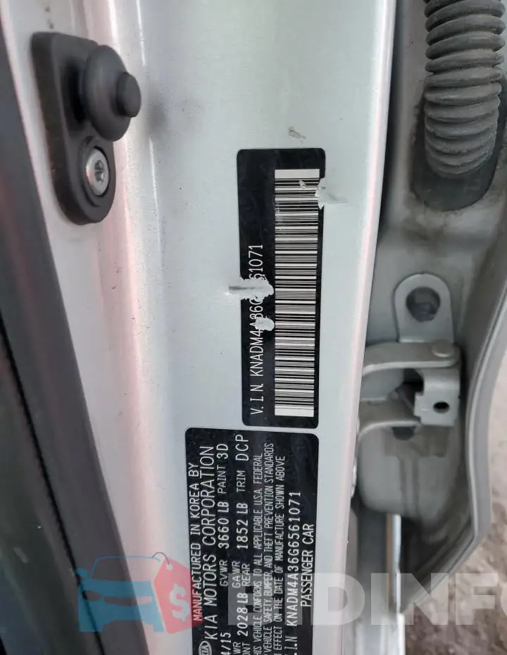 KNADM4A36G6561071 Photo# 13