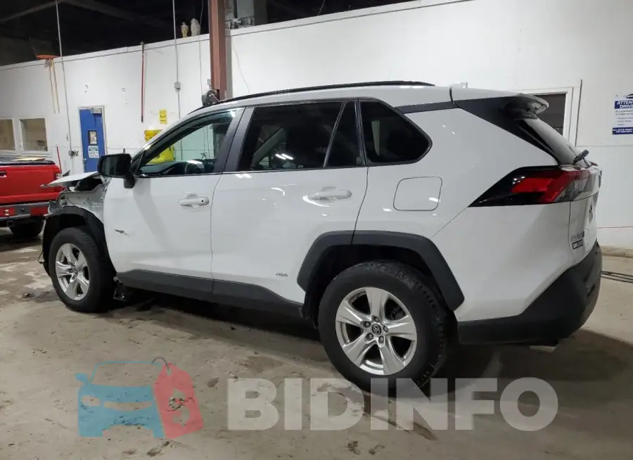 2T3LWRFV8KW020935 Photo# 2