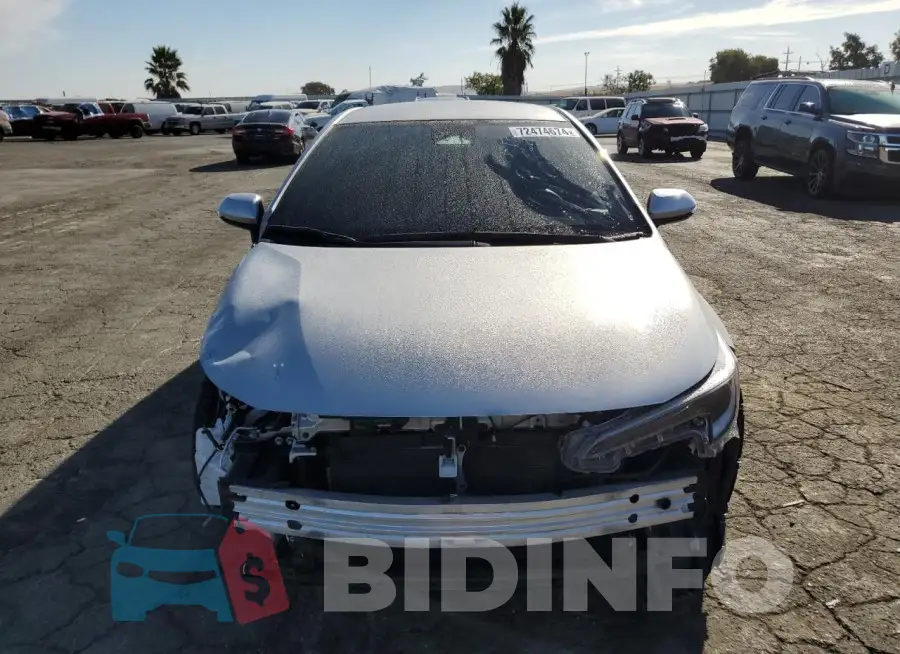 JTDBCMFE3R3032883 Photo# 5