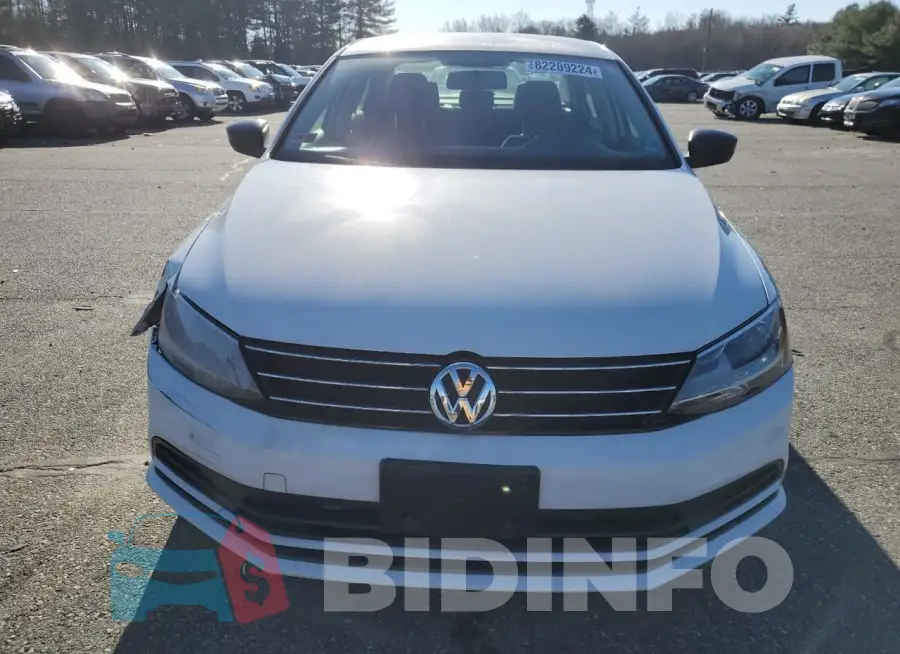 3VW267AJ2GM402419 Photo# 5