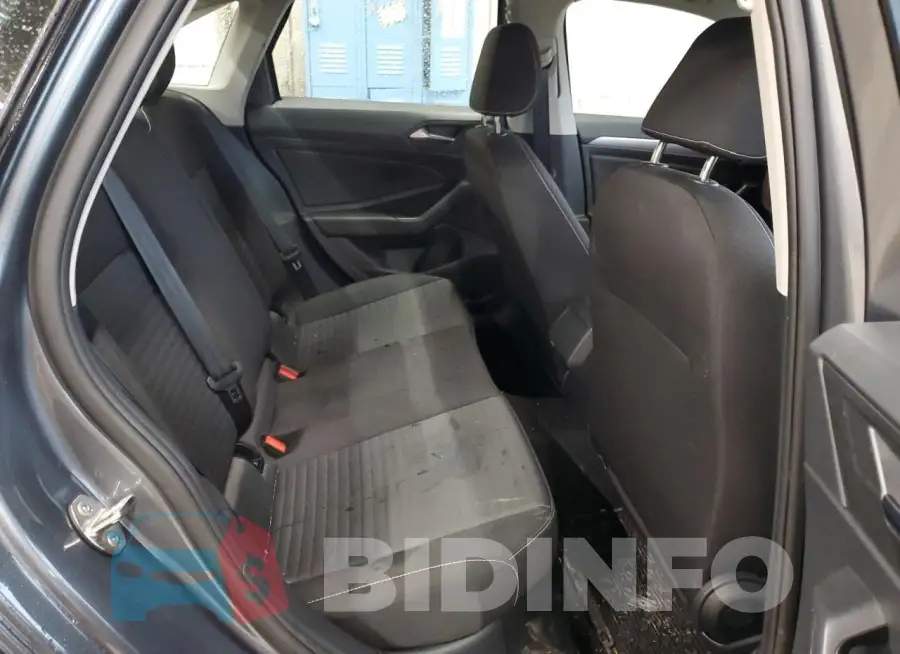 3VW5M7BU2RM100465 Photo# 10